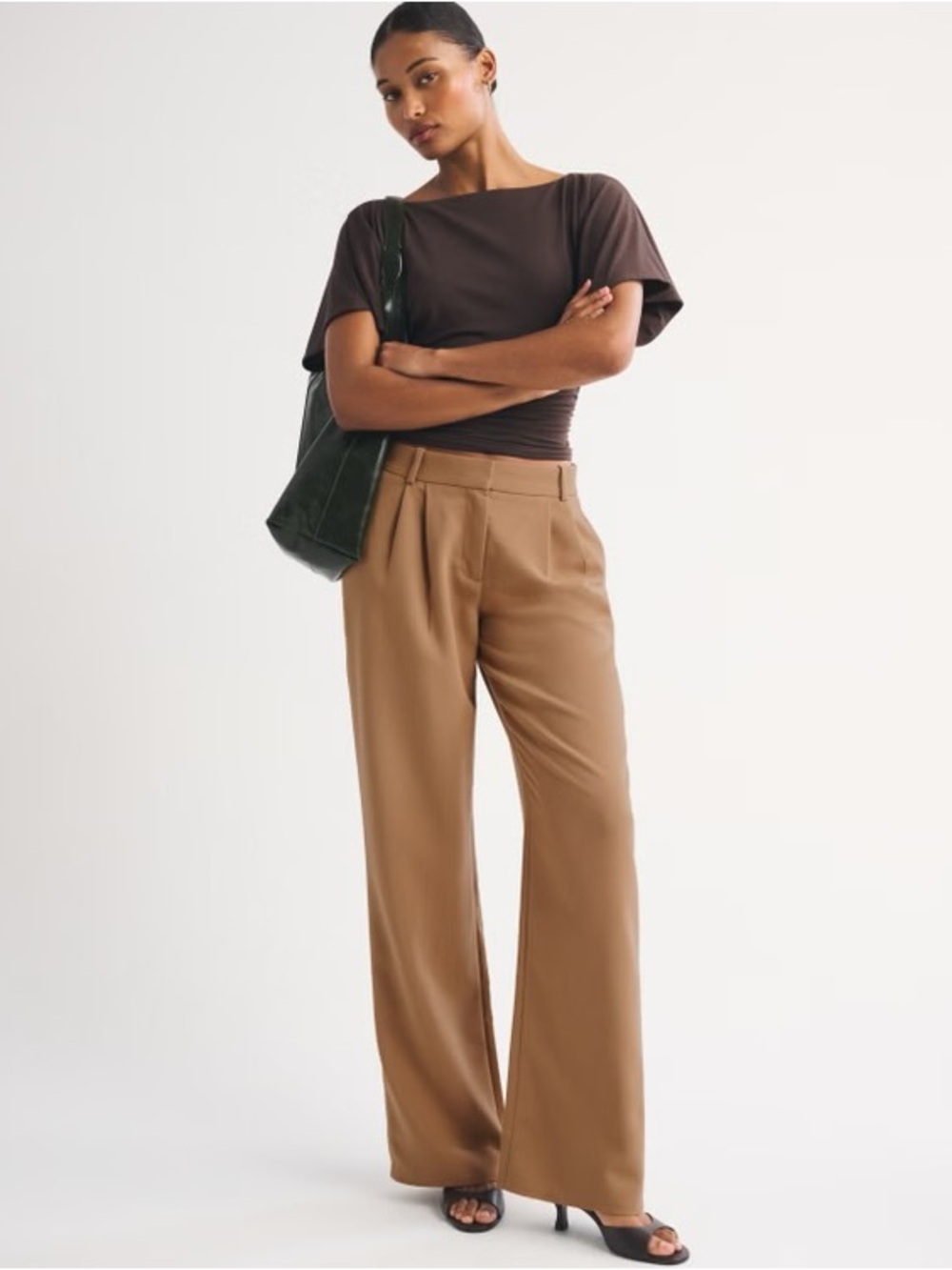 Abercrombie & Fitch Sloan Tailored Wide Leg Pant - Size Medium - Camel Brown